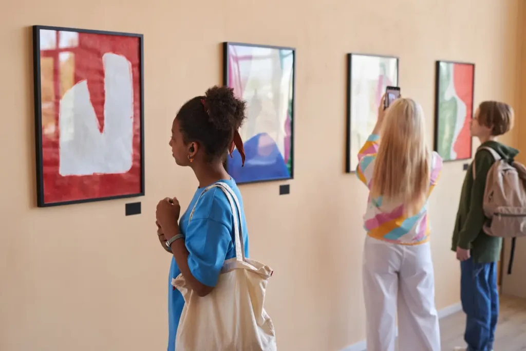 Art Displays magnets